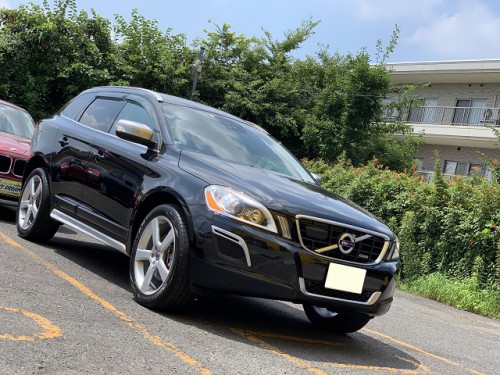 H25y Volvo XC60 T5 R Design ご納車